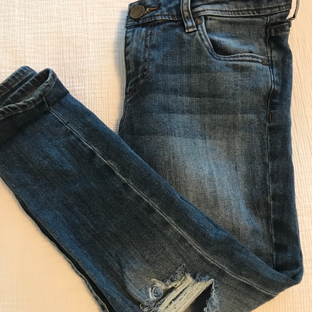 Kut from the Kloth Catherine slim boyfriend Jeans